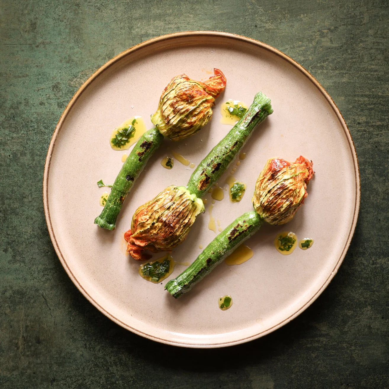 Fresh Courgette Flowers - Image 2