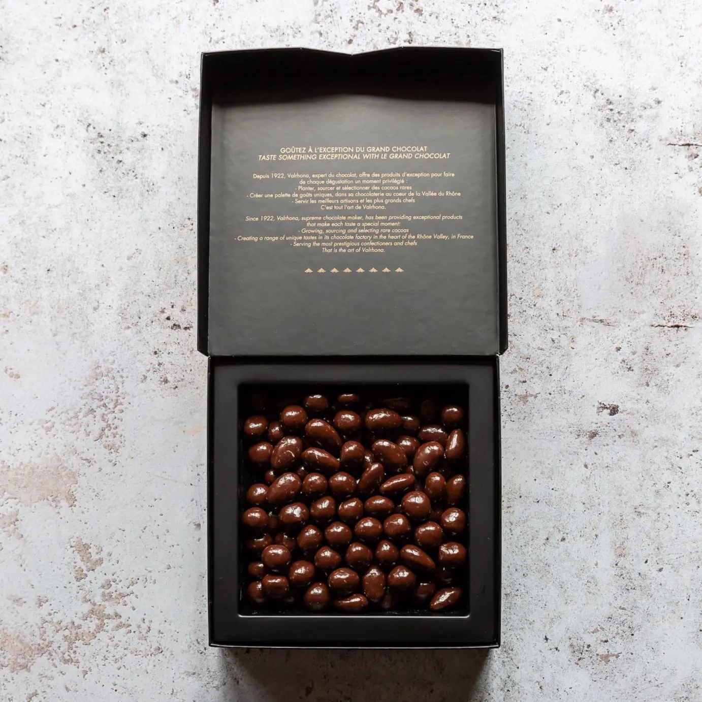 Valrhona Dark Chocolate Almonds & Hazelnuts